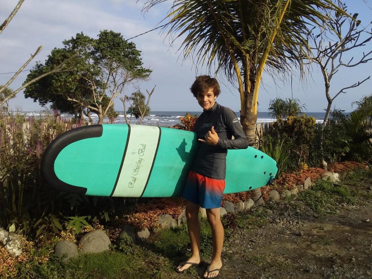 Jungle House - Surf & Stay Pulukan Bagian luar foto