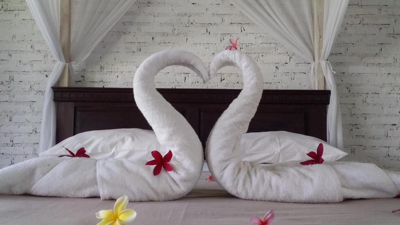 Jungle House - Surf & Stay Pulukan Bagian luar foto